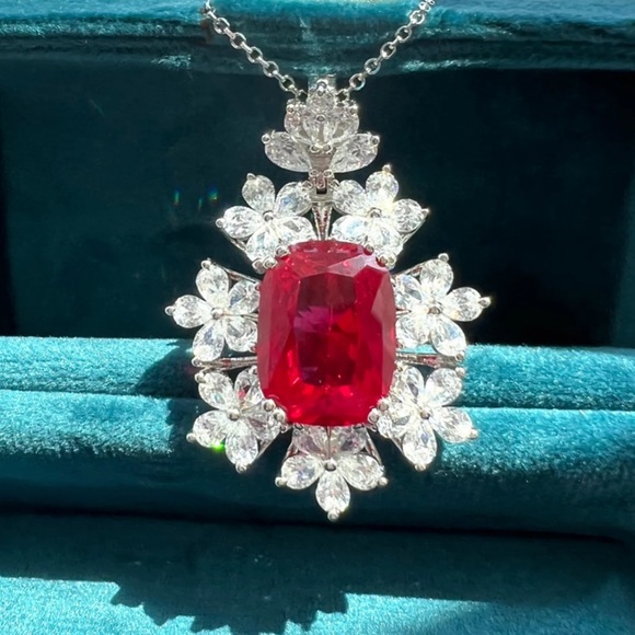 Victorian style Imitation Pigeon Blood Red Ruby Necklace Pendant - Picture 3 of 16